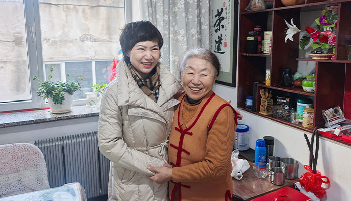 情暖桑榆践初心 殷殷关怀寄深情——赤峰市肿瘤医院（赤峰学院第二附属医院）党委书记刘海菊一行春节前走访慰问退休老同志
