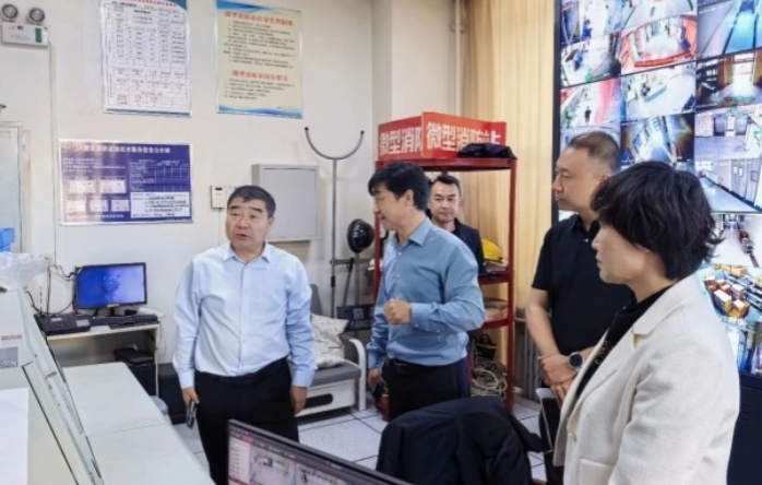 节前巡查不松劲 守好医院安全线——赤峰大学副校长杨占君一行到赤峰市肿瘤医院（赤峰大学第二附属医院）检查安全生产工作